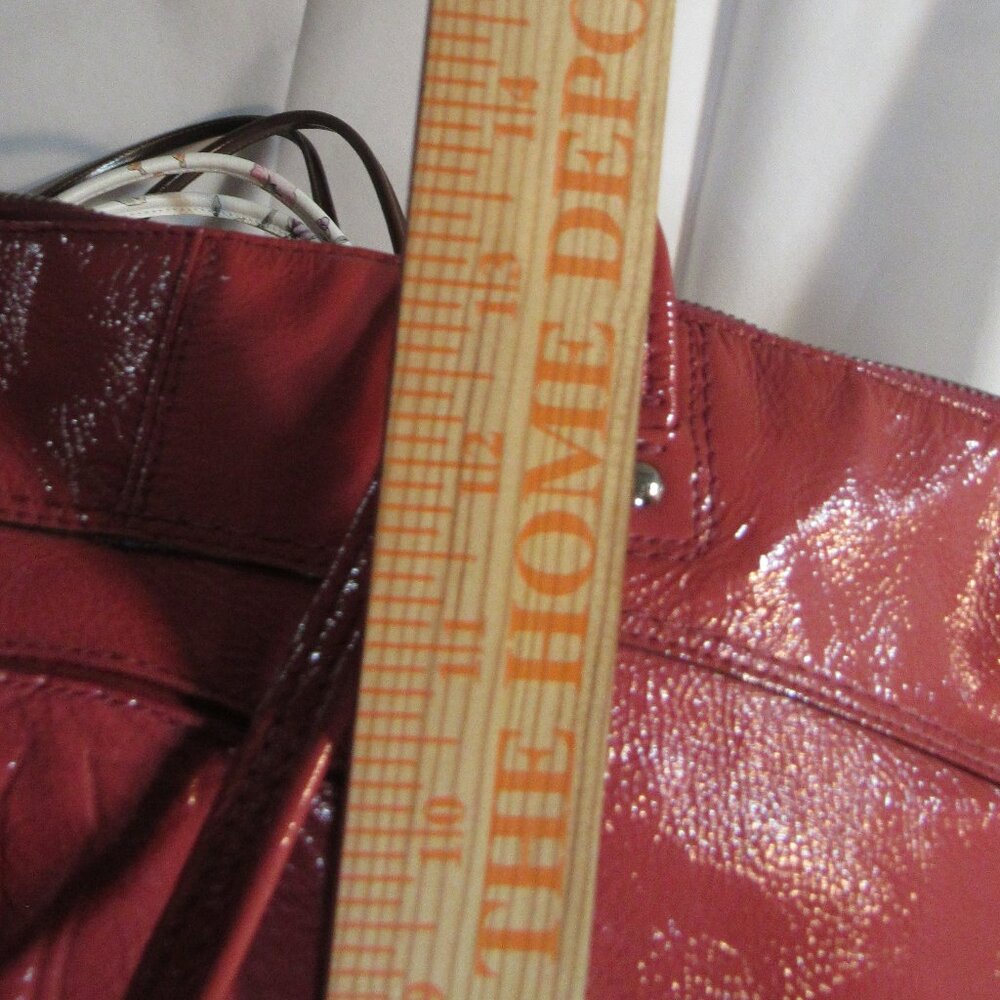 Red Leather Tote Bag with Embossed Logo Detail (FREE BEAUTY GIFT INCLUDED) - Picture 11 of 13